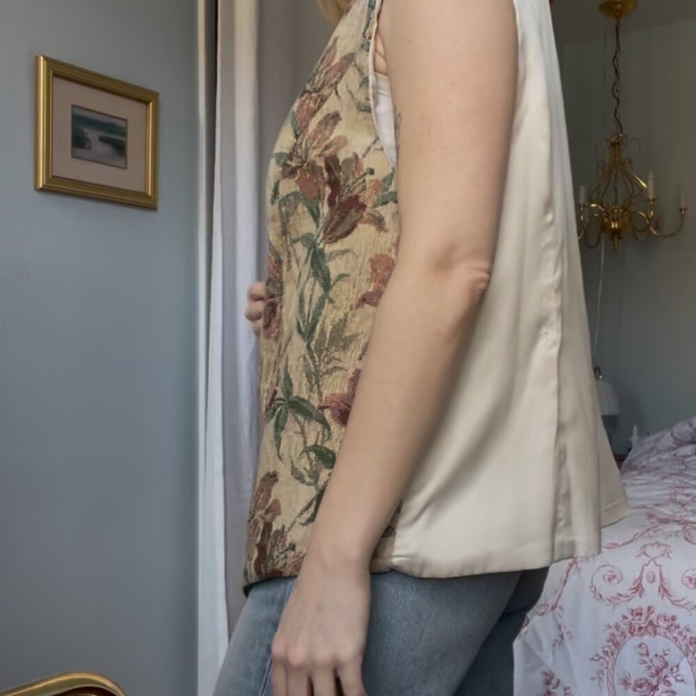 Vintage Plus Size Floral Vest - Picture 7 of 8